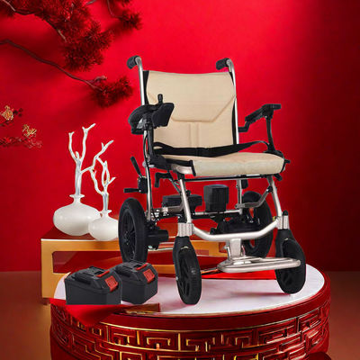 Sportwagen stijl open en sluiten armsteun elektrische rolstoel met opvouwbare prestaties