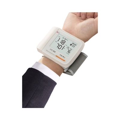 Draagbare intelligente elektronische pols digitale sphygmomanometer en 5 jaar houdbaarheid