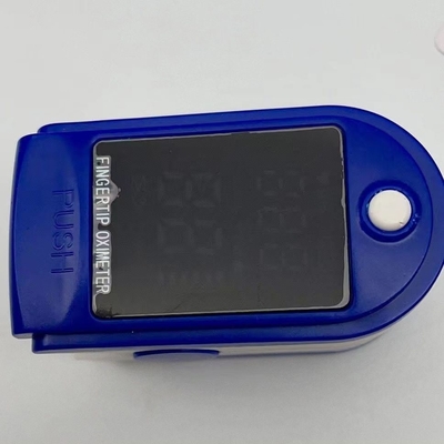 PD300 Ambulance-apparatuur Vingerpuntspulsoximeter met kleurenscherm in blauwe kleur