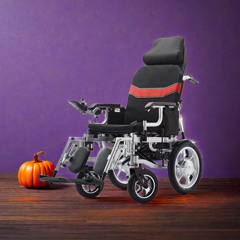 CE ISO 13485 Goedgekeurde vouwbare motorrijstoel met plastic accessoires en stalen frame